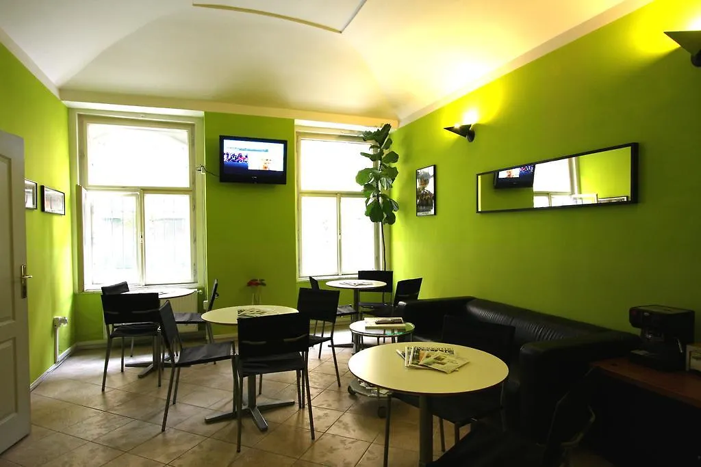 Hostel Residence V Tunich Praag