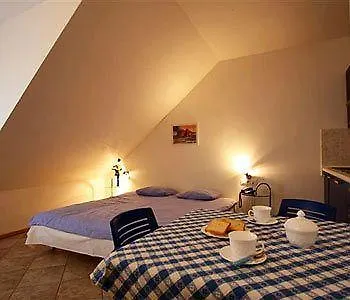 براغ Residence V Tunich بيت شباب