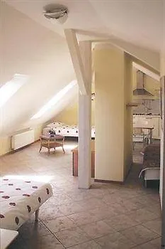 بيت شباب براغ Residence V Tunich
